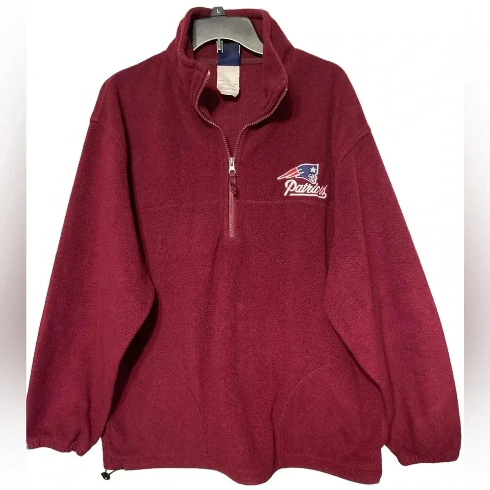 New England burgundy pullover fleece 3/4 zipper, side toggles to tighten waist